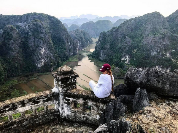 Tour of Hoa Lu Ancient Capital - Tam Coc - Hang Mua
