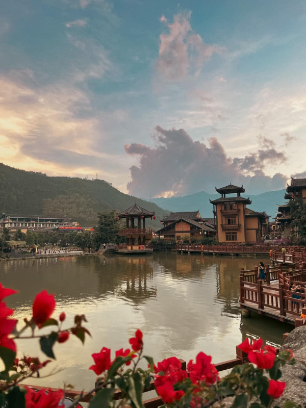 Tour du lịch Hà Khẩu - Bình Biên - Kiến Thủy - Mông Tự 3 ngày 2 đêm