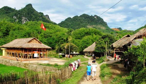 Tour KHÁM PHÁ THUNG LŨNG MAI CHÂU 2N1Đ